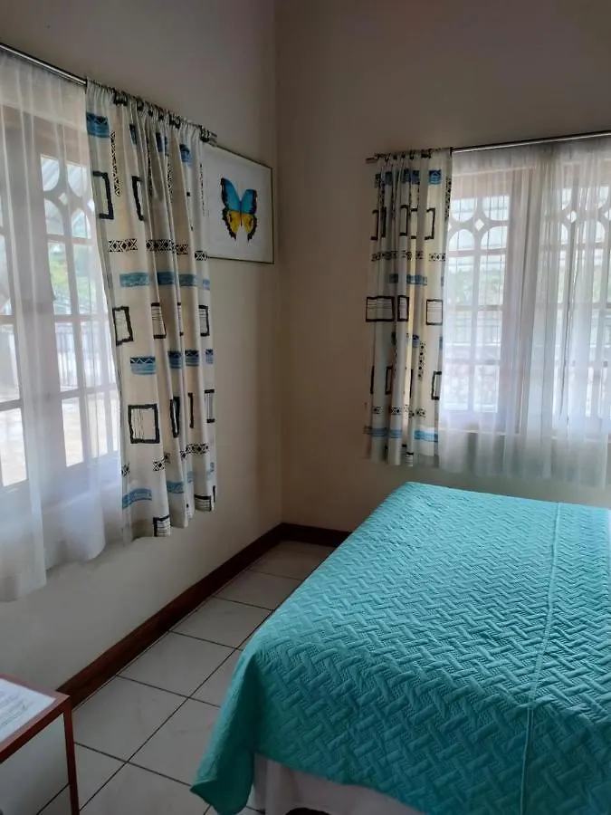 Zuri Enterprise Hotel Negril 0*,  Jamaica