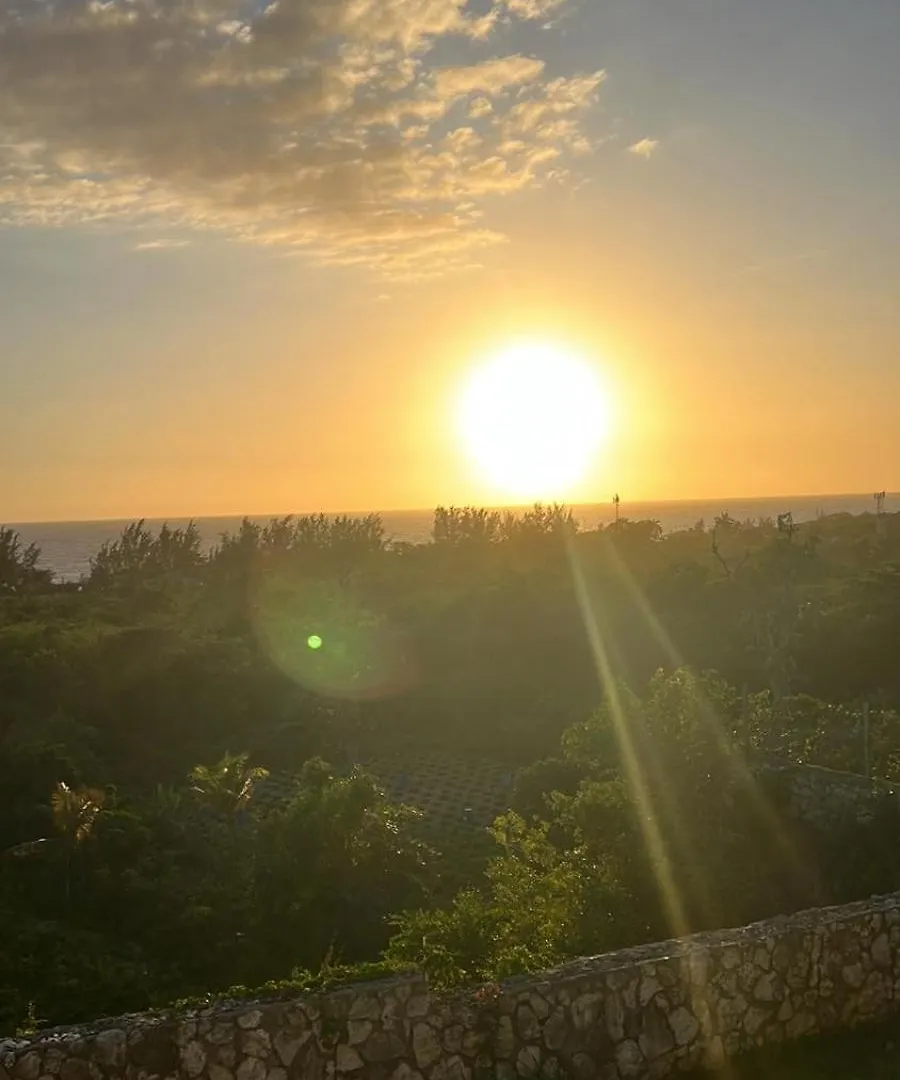 Zuri Enterprise Hotel Negril